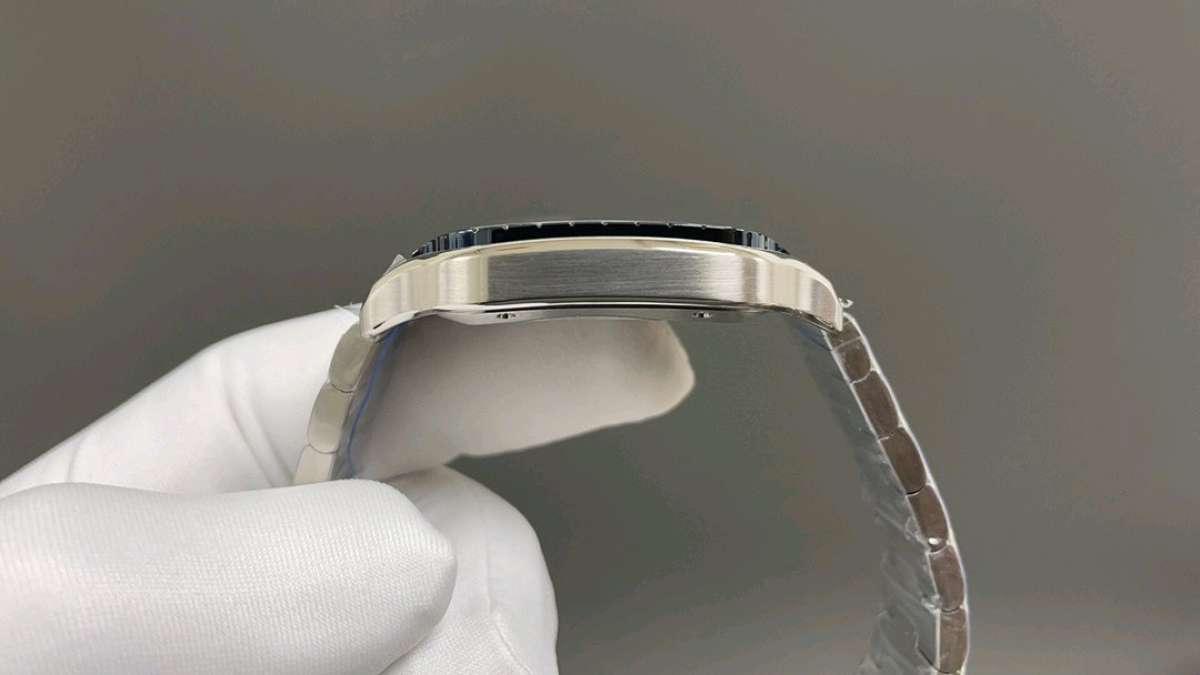 luxury automatic square dial blue