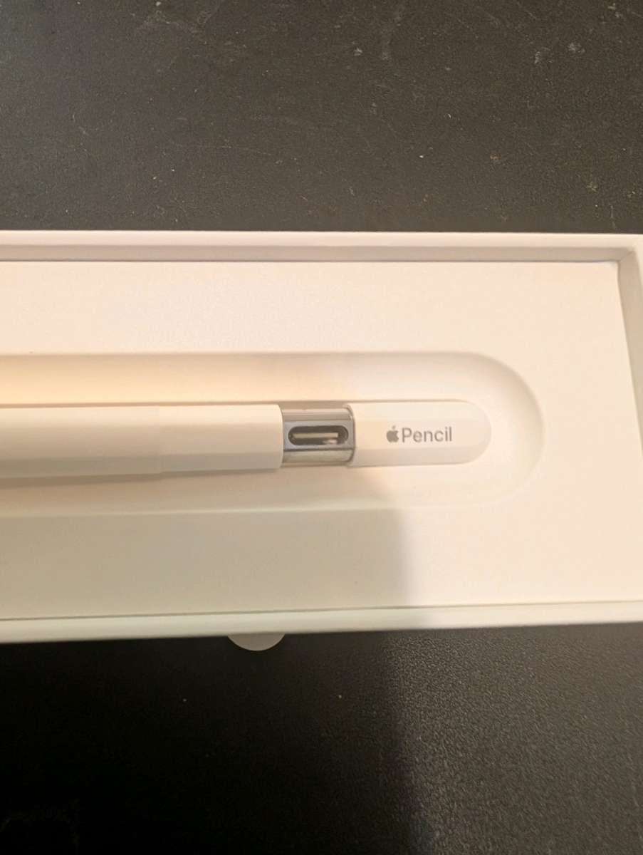 apple pen with USB connector