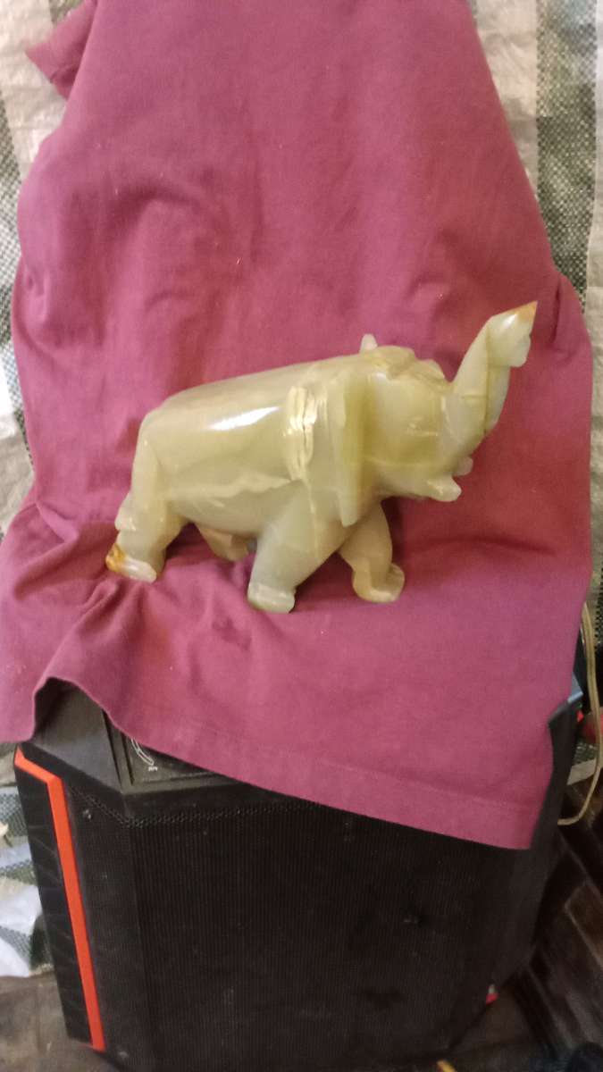 Green Onyx Elephant Figurine  Hand Carved Stone Decor