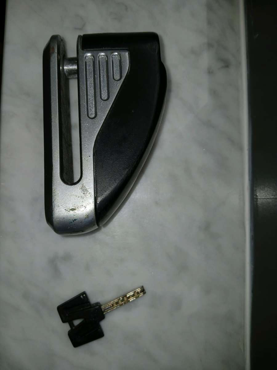 Antitheft padlock for disk brake with key lock for bicycle b