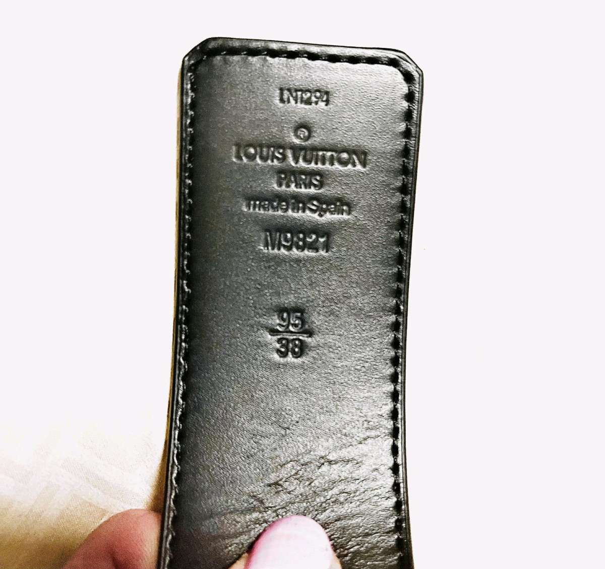 Luis vuitton mens belt