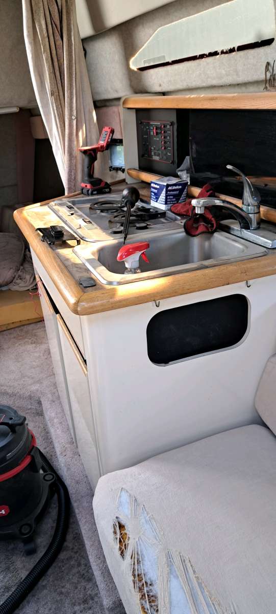 26 foot 1990 bayliner
