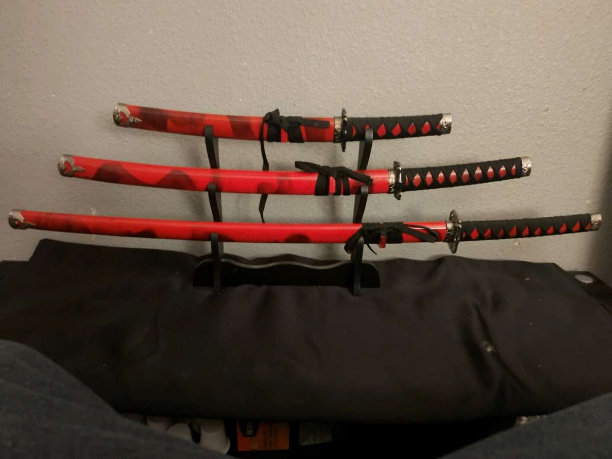 Complete 3 Piece Samurai Sword Set