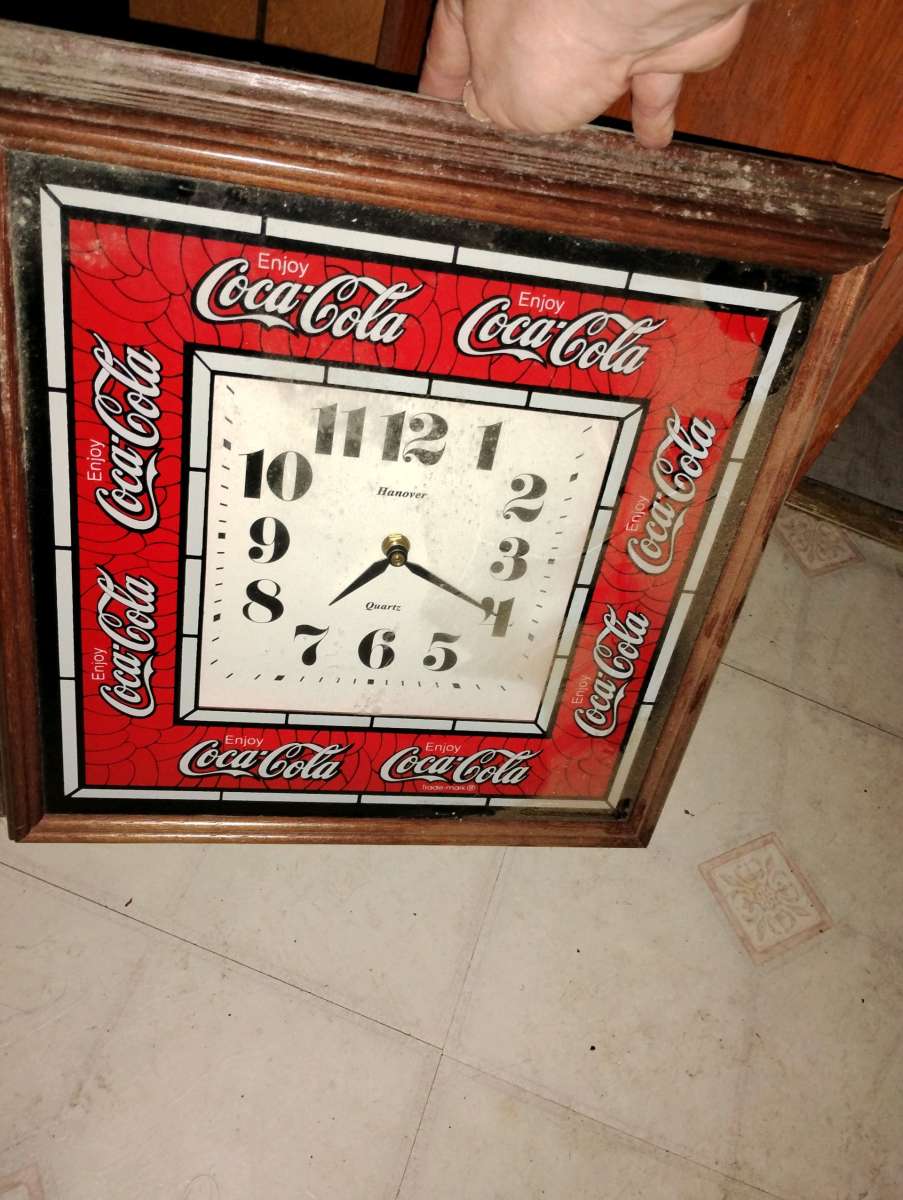1990 Hanover CocaCola Wall Clock