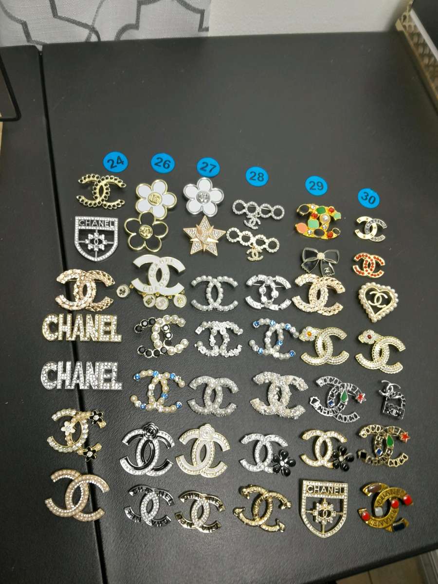 Women Brooches with Stamps