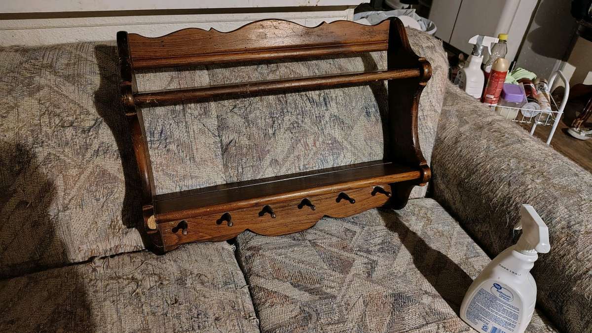 EITHEN ALLEN WALL SHELF