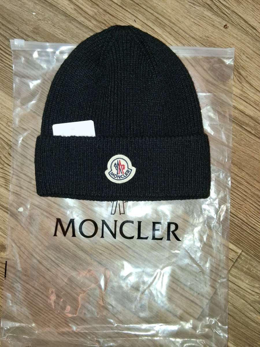moncler beanies
