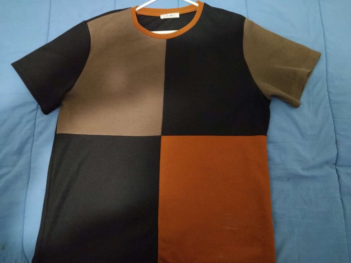 Mens multi colored short sleeve sweater
