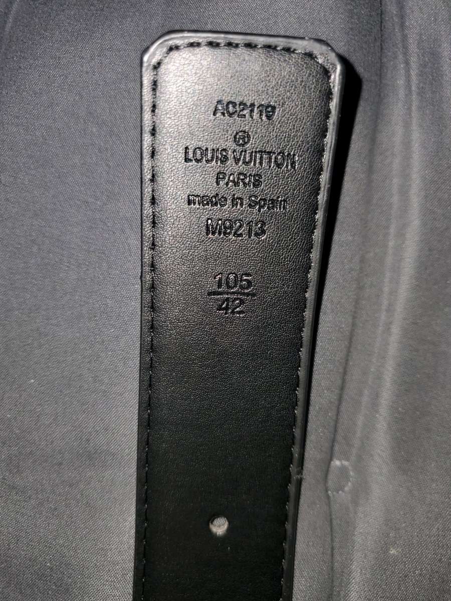 Louis Vuitton Black Leather Belt