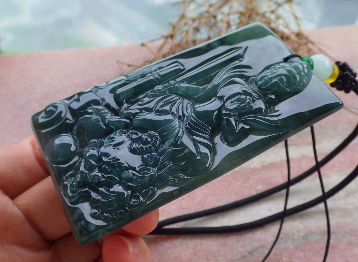Certificate Jadeite jade  Burmese  Guanyin Kai Lun pendant