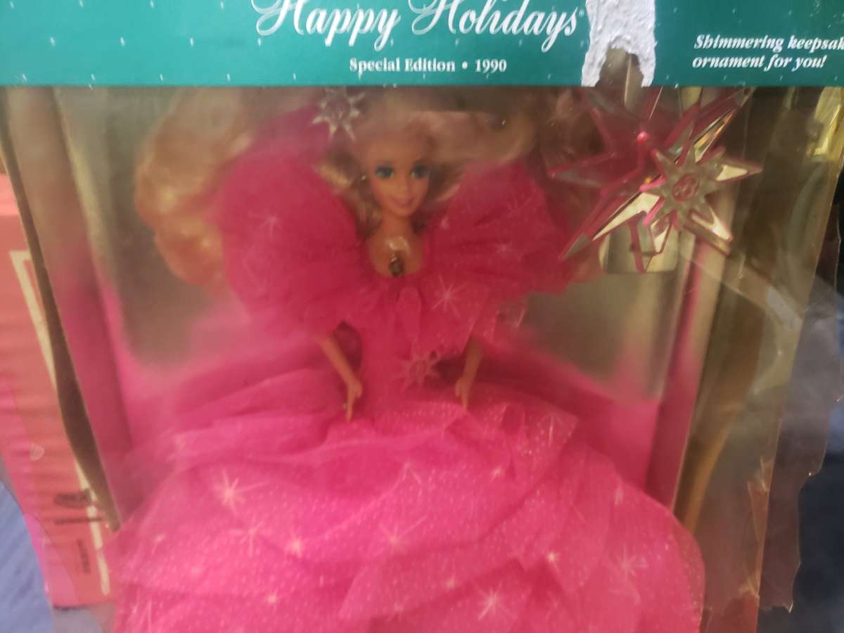 Vintage Happy Holidays Special Edition Barbie 1990