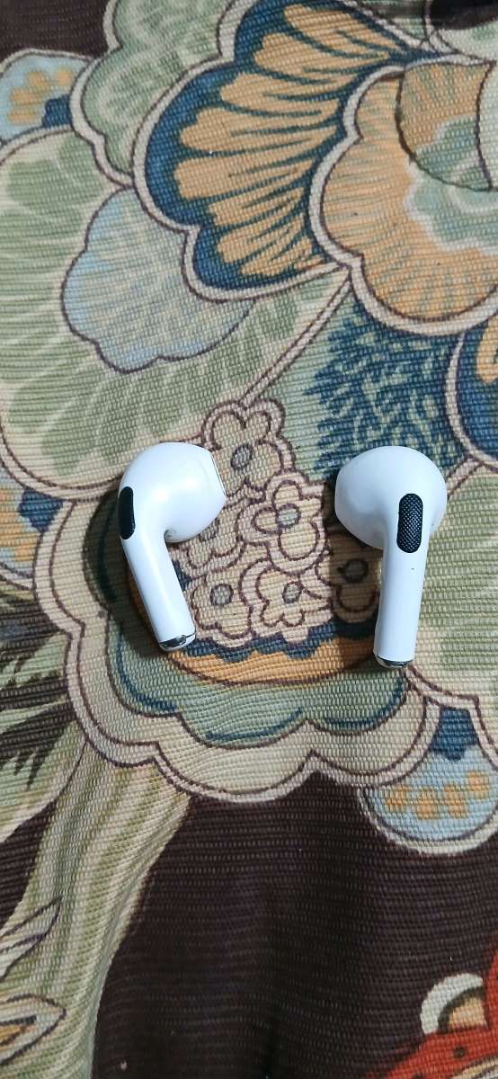 billboard Bluetooth wireless earbuds