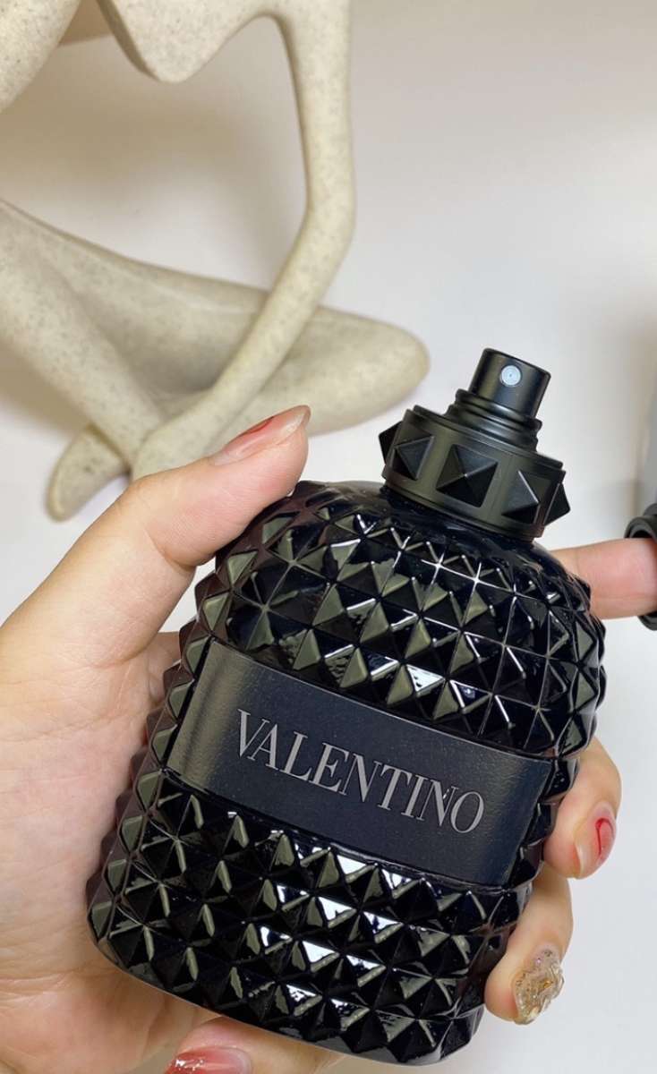 black Valentino colony