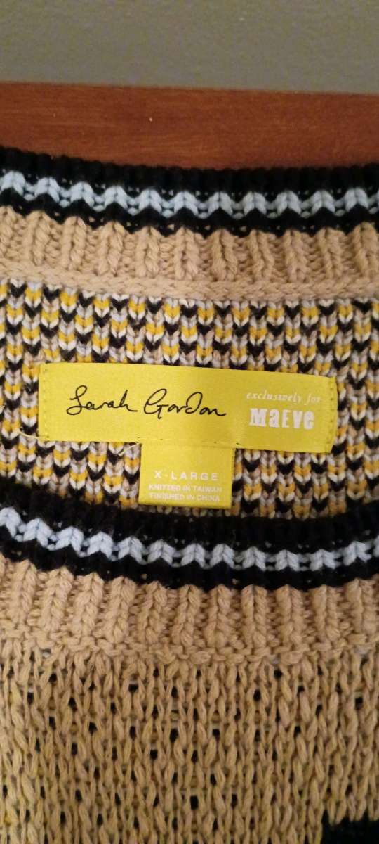 Anthropologie Maeve Sarah Gordon Bee Knit Cropped Sweater Ve