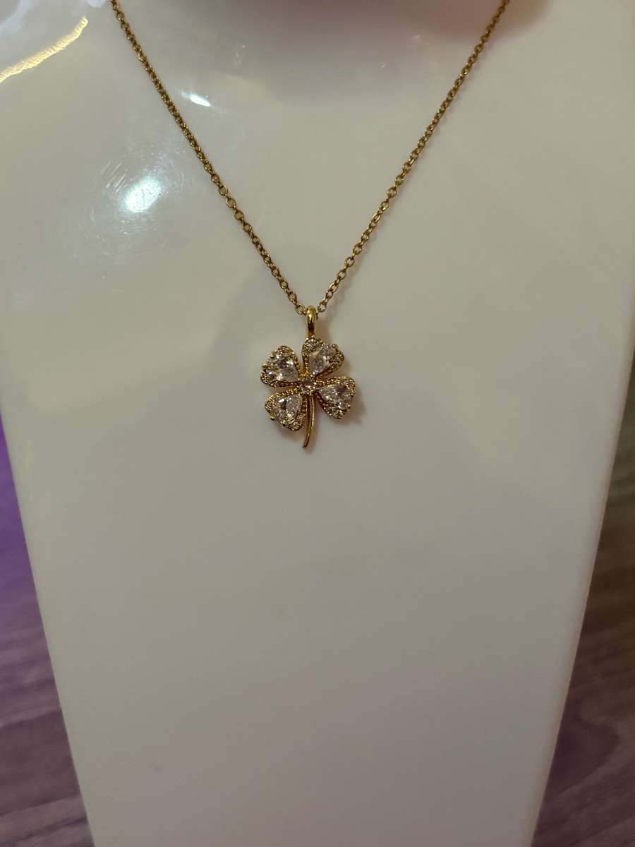 cadena laminado en oro stainless steel