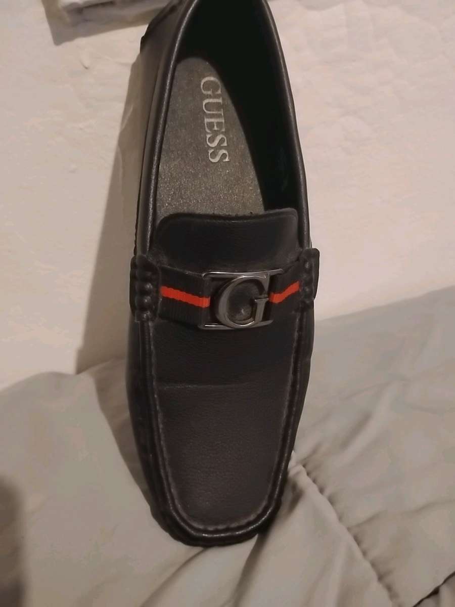 guess loafers