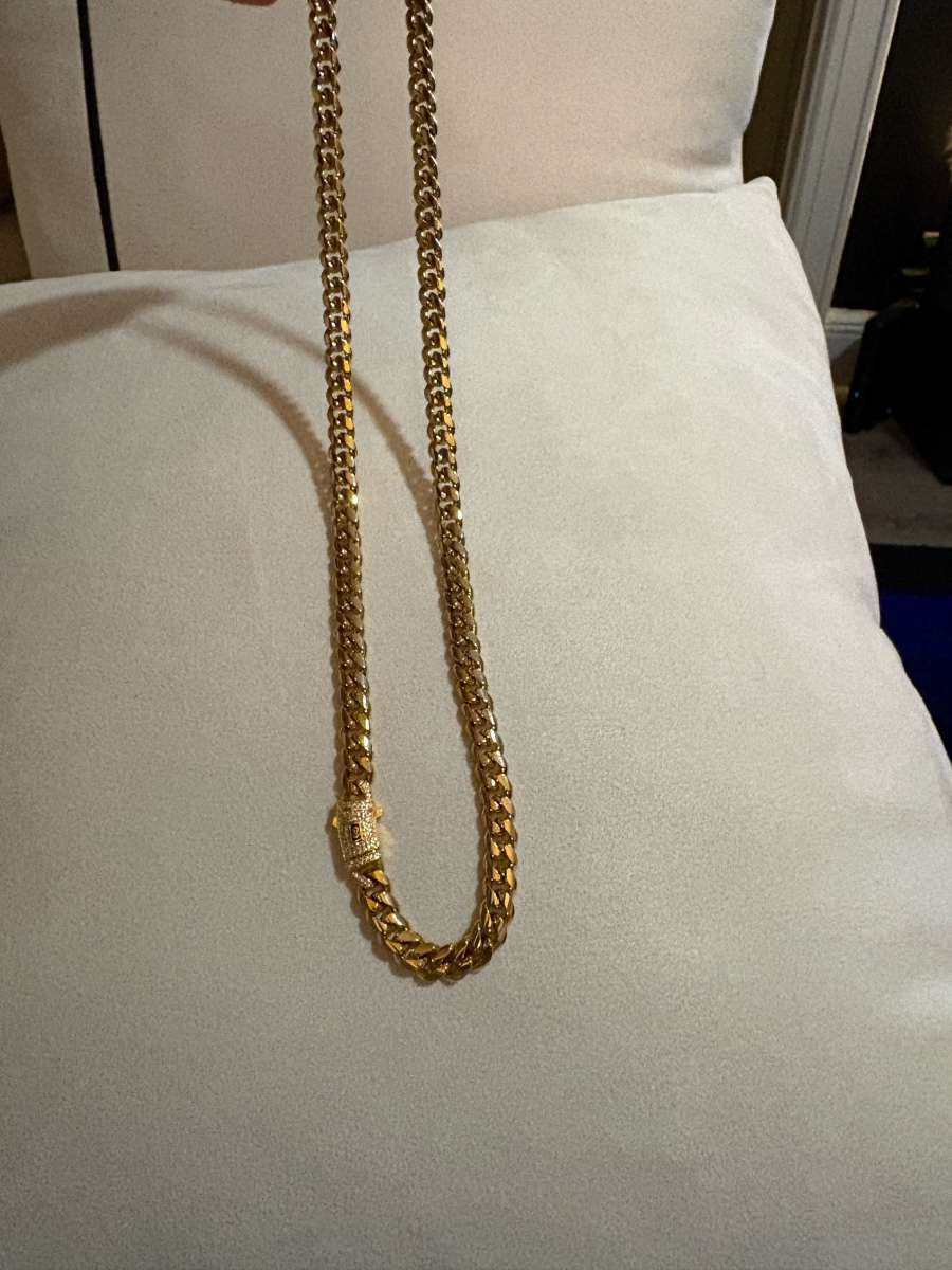 Cuban link stainless steel 24 largo 8mm