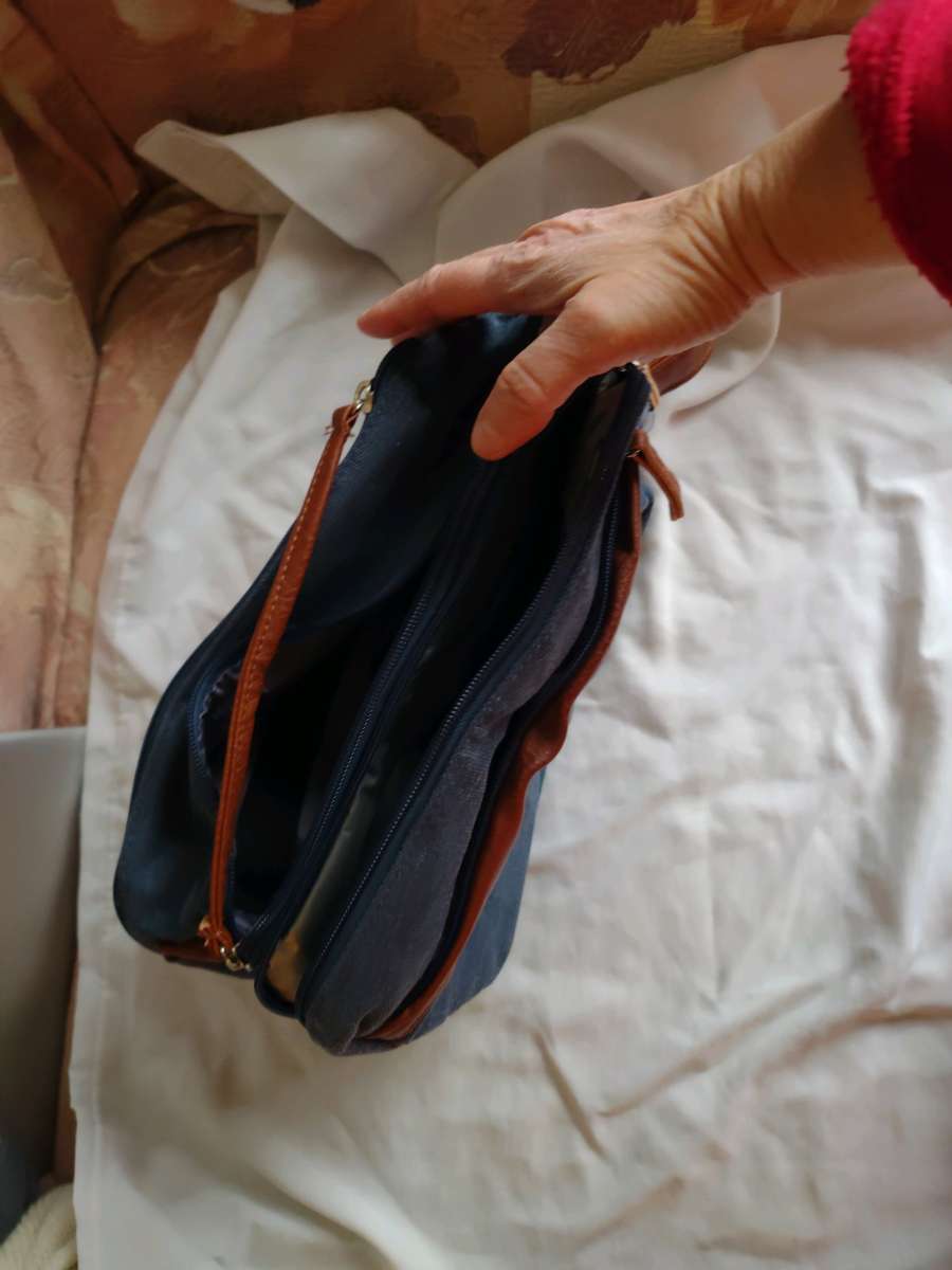 Toiletries case
