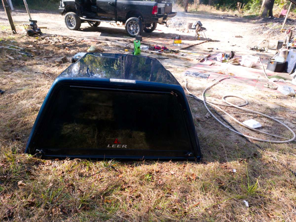 Fiberglass Truck bed cap Camper Shell