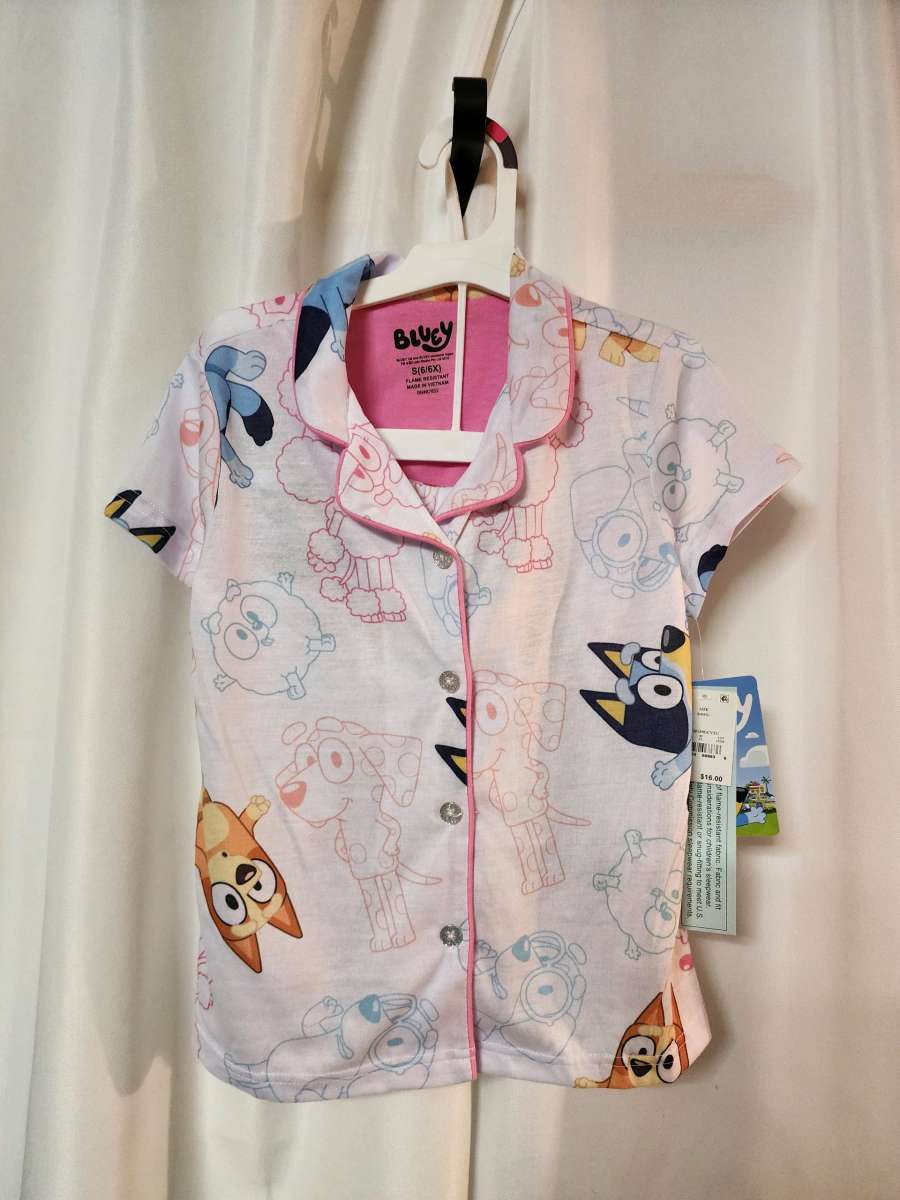 Bluey PJs set 6x 2 available