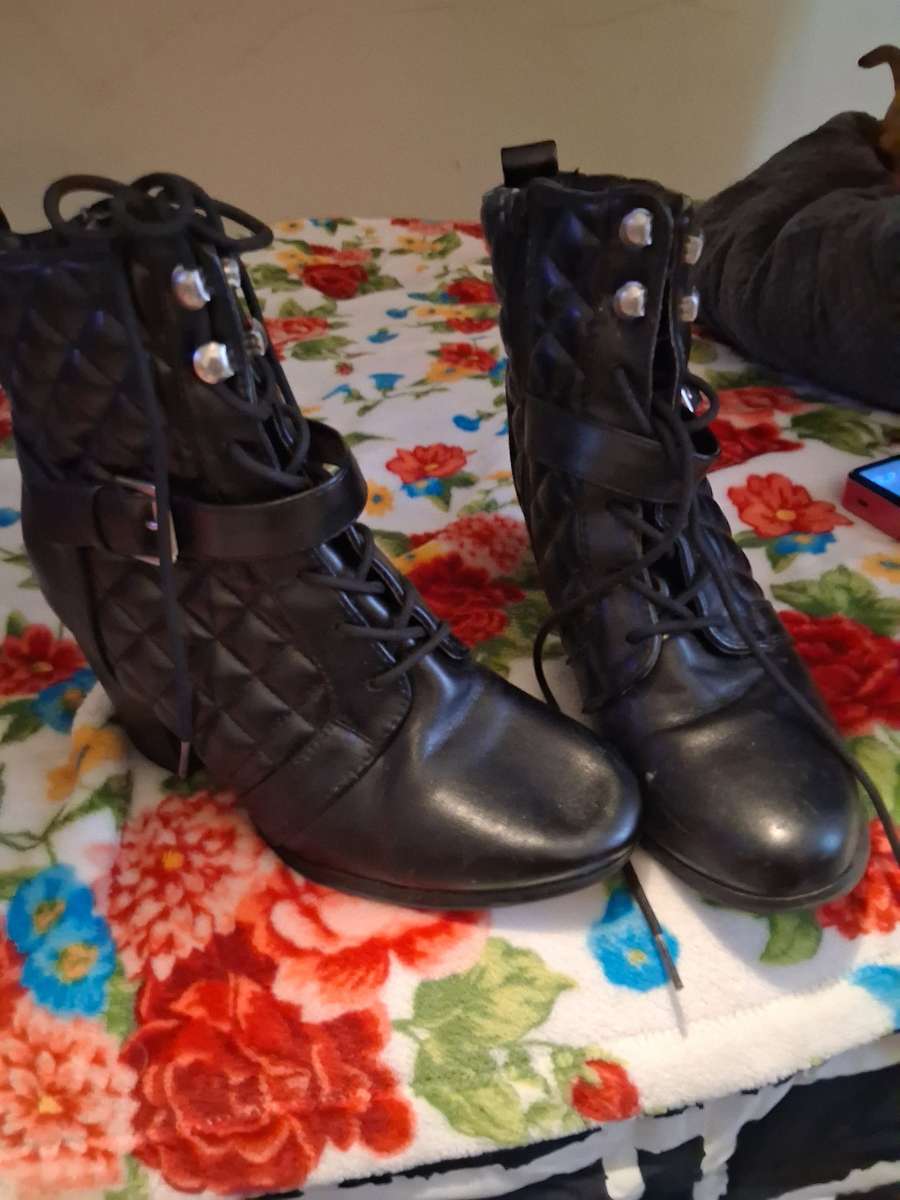 BK Muna Quilted Bootie Boots Heel