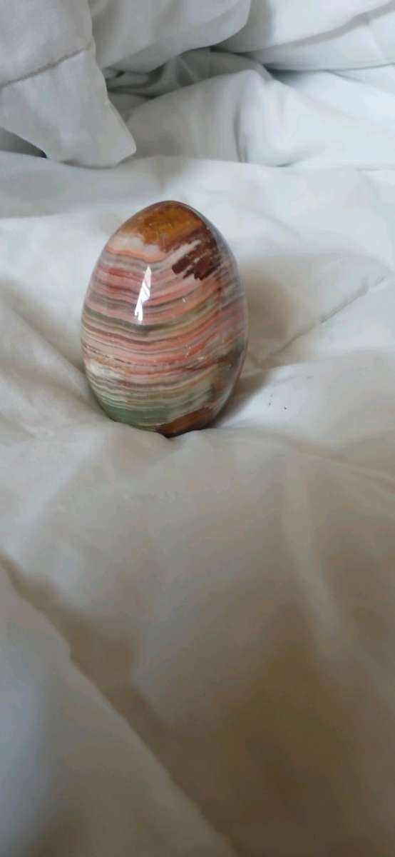 banded onyx egg
