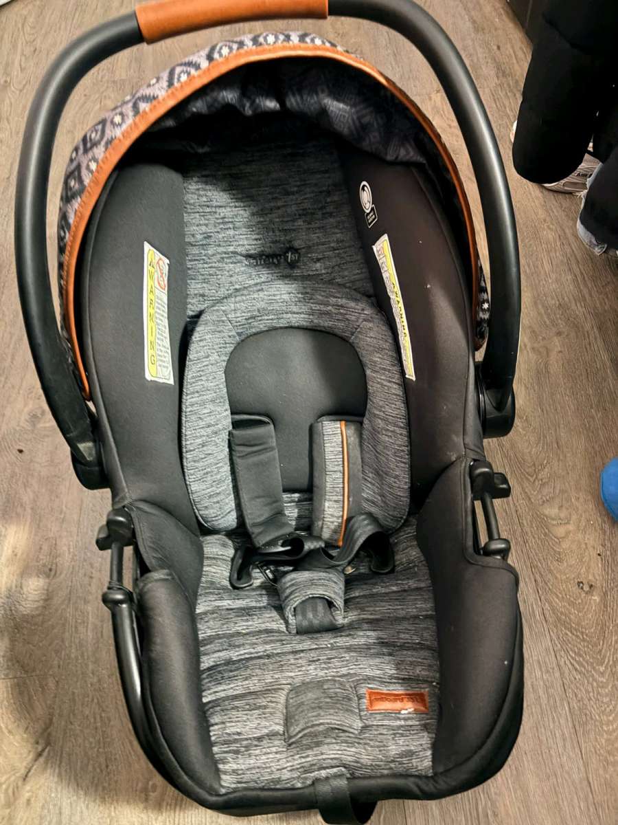 Monbebe Travel Stroller Rear facing Car Seat