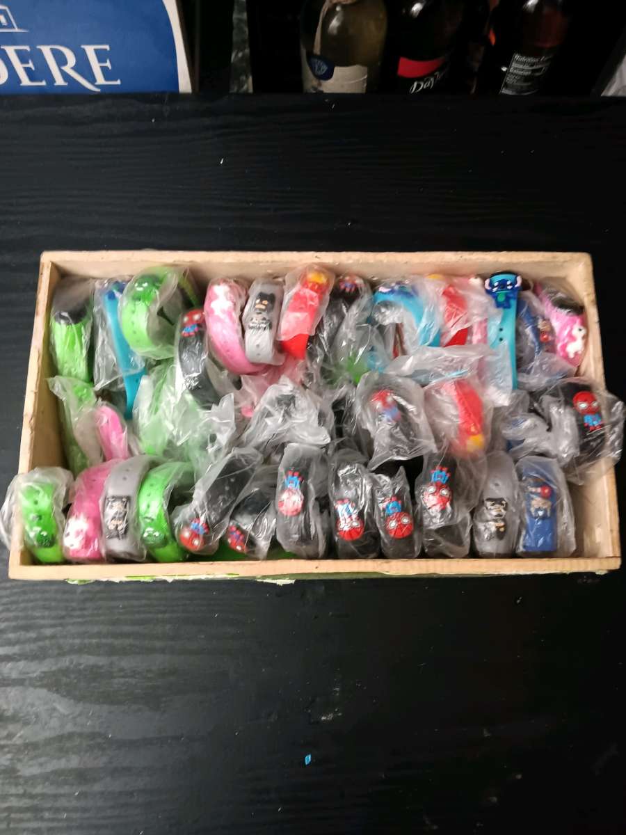 SUPER HERO CHARACTERS DIGITAL WATCHES