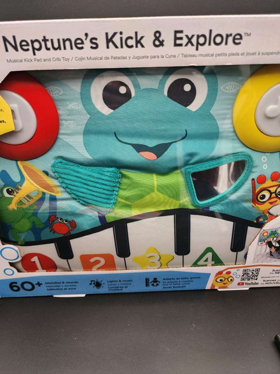 Baby kick and explore toy with sounds