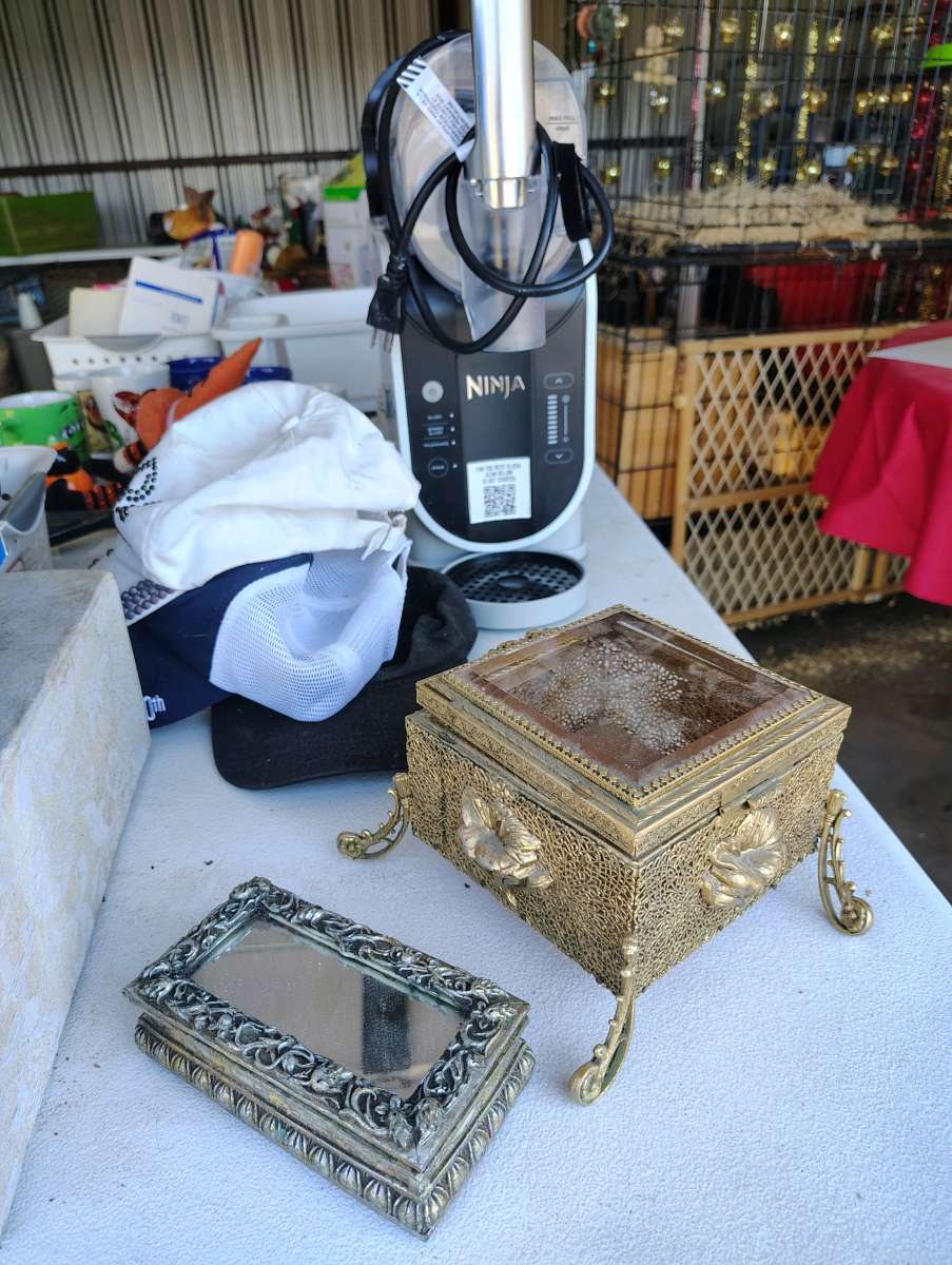 MOVING GARAGE SALE