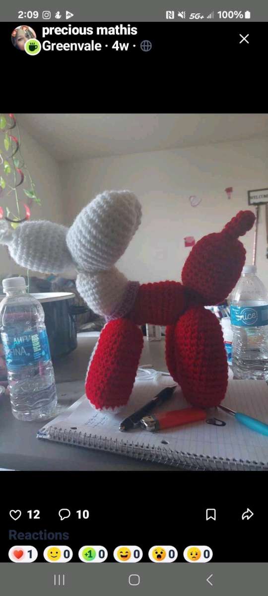 crochet balloon dog