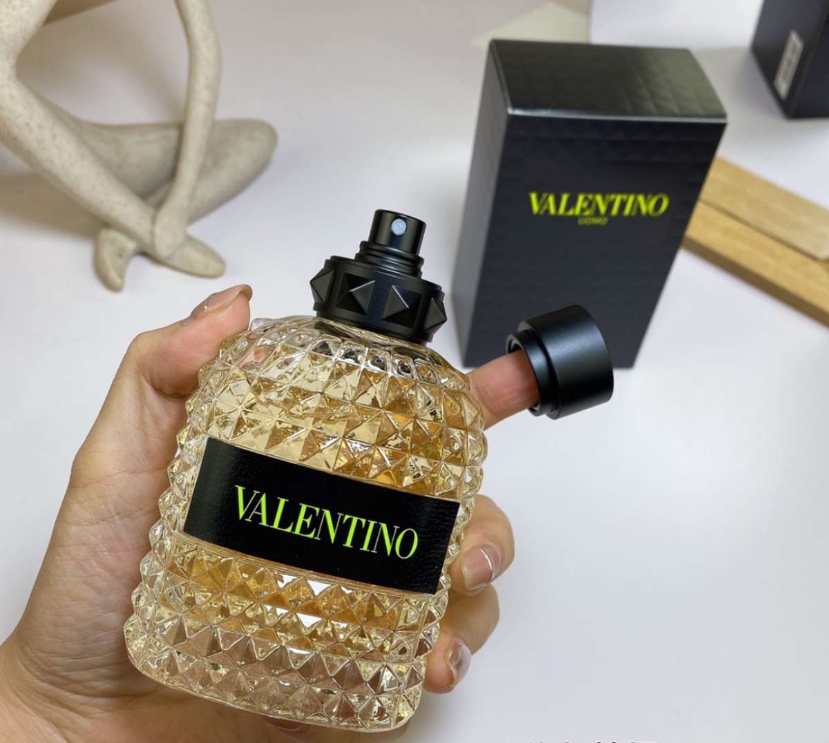 yellow Valentino cologne