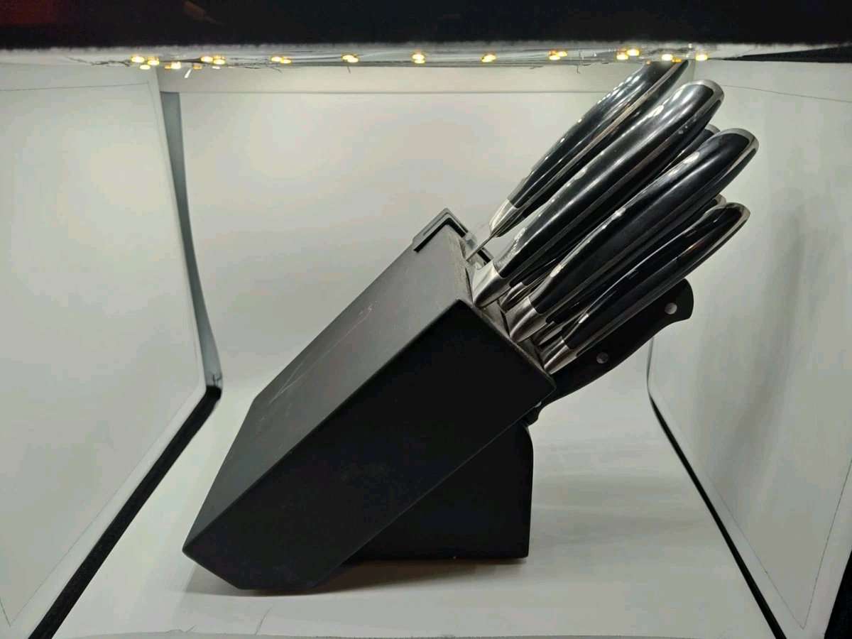 Farberware Classic 12Piece Knife Block Set with BuiltIn Knif