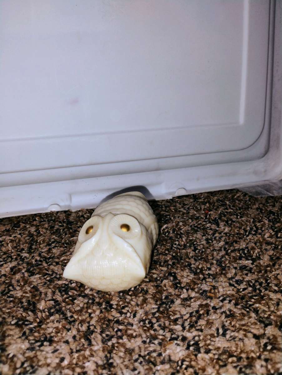 vintage avon screech owl milk glass perfume jar in amazing