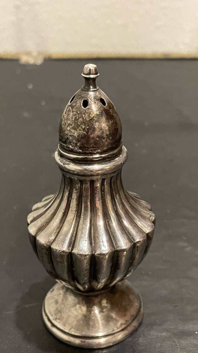 Weidlich Bros Mfg Co Salt Shaker