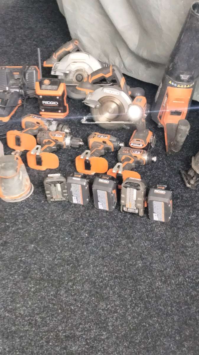 Ridge 20volt assorted power tools all work good condition