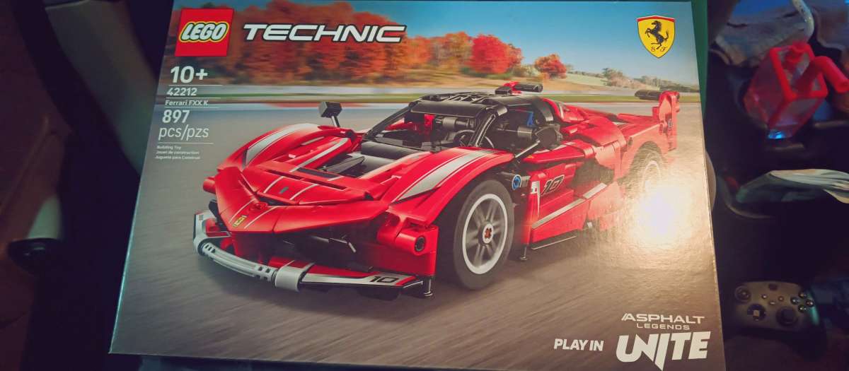 Lego Technic Ferrari FXX K Set