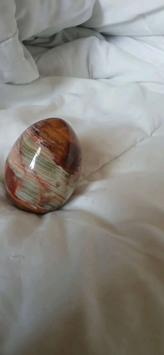 banded onyx egg