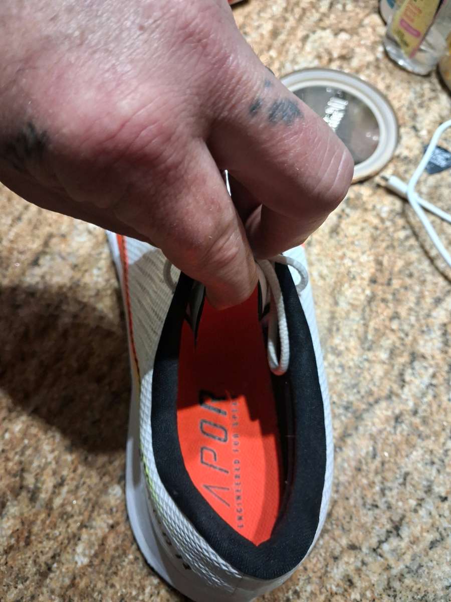 Nike shoes V A POR size 11