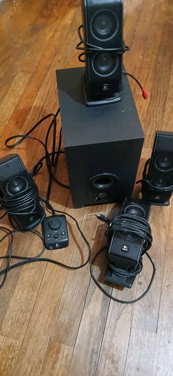 Logitech SubwoferSpeaker set