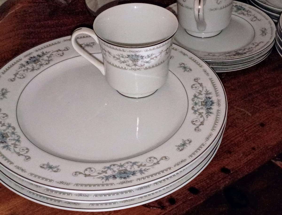 antique porcelain China dishware