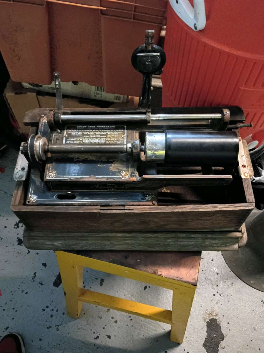 Edison home phonograph
