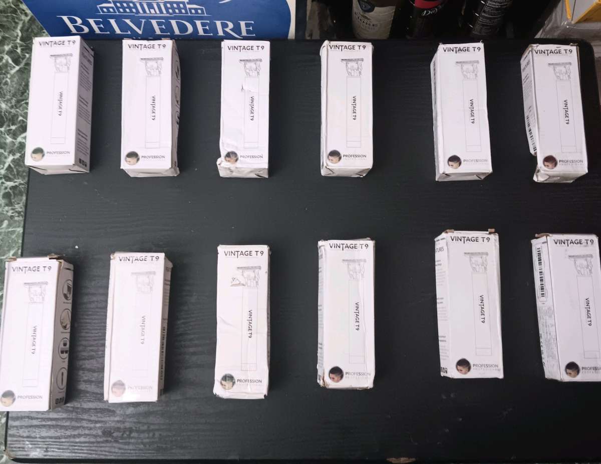 VINTAGE T9 PROFESSIONAL ELECTRIC TRIMMERS