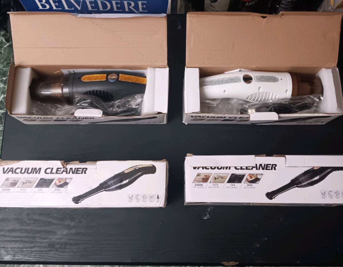 SMALL CORDLESS VACUUM CLEANERS