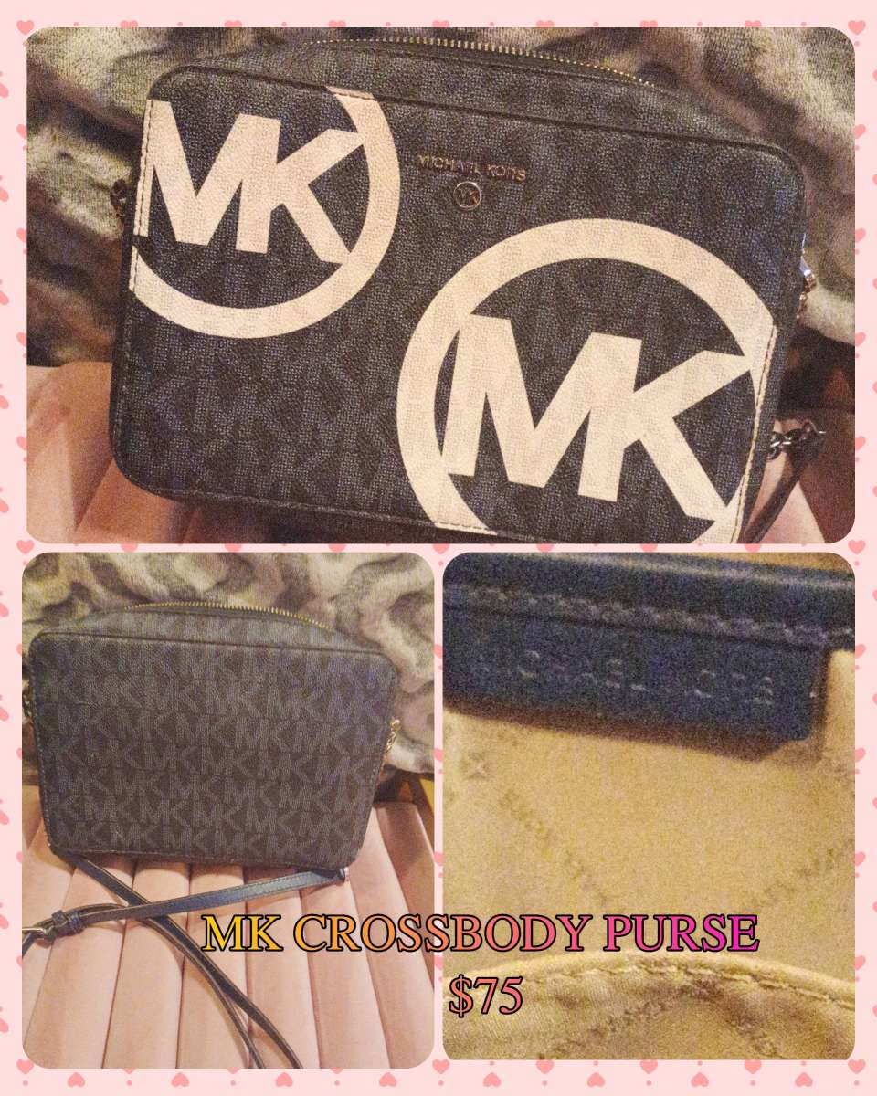 MICHAEL KORS CROSSBODY PURSE