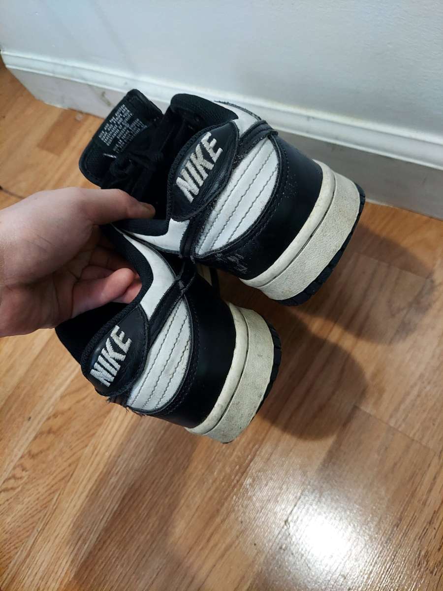 size 7 Nike pandas dunk