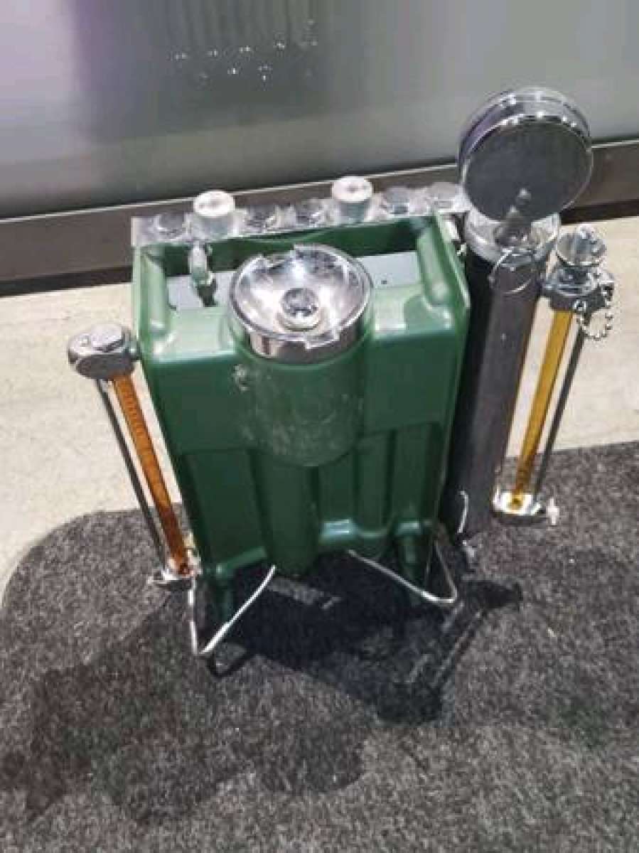 Vintage Working 1940s Anesthesia Flow Meter