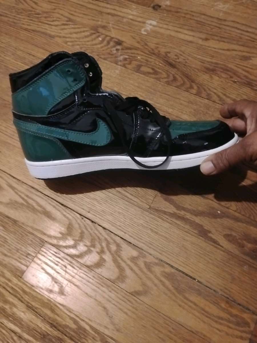 Jordan 1 sole fly size12