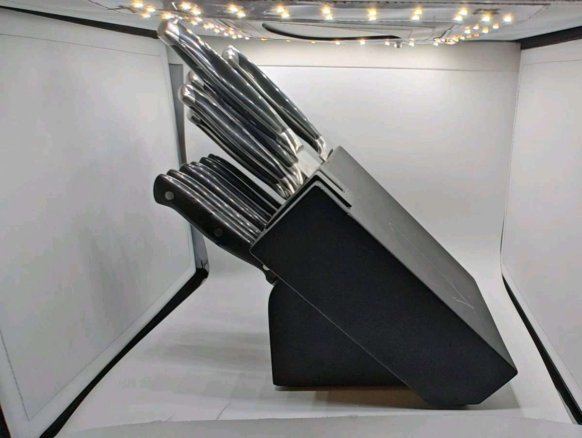 Farberware Classic 12Piece Knife Block Set with BuiltIn Knif