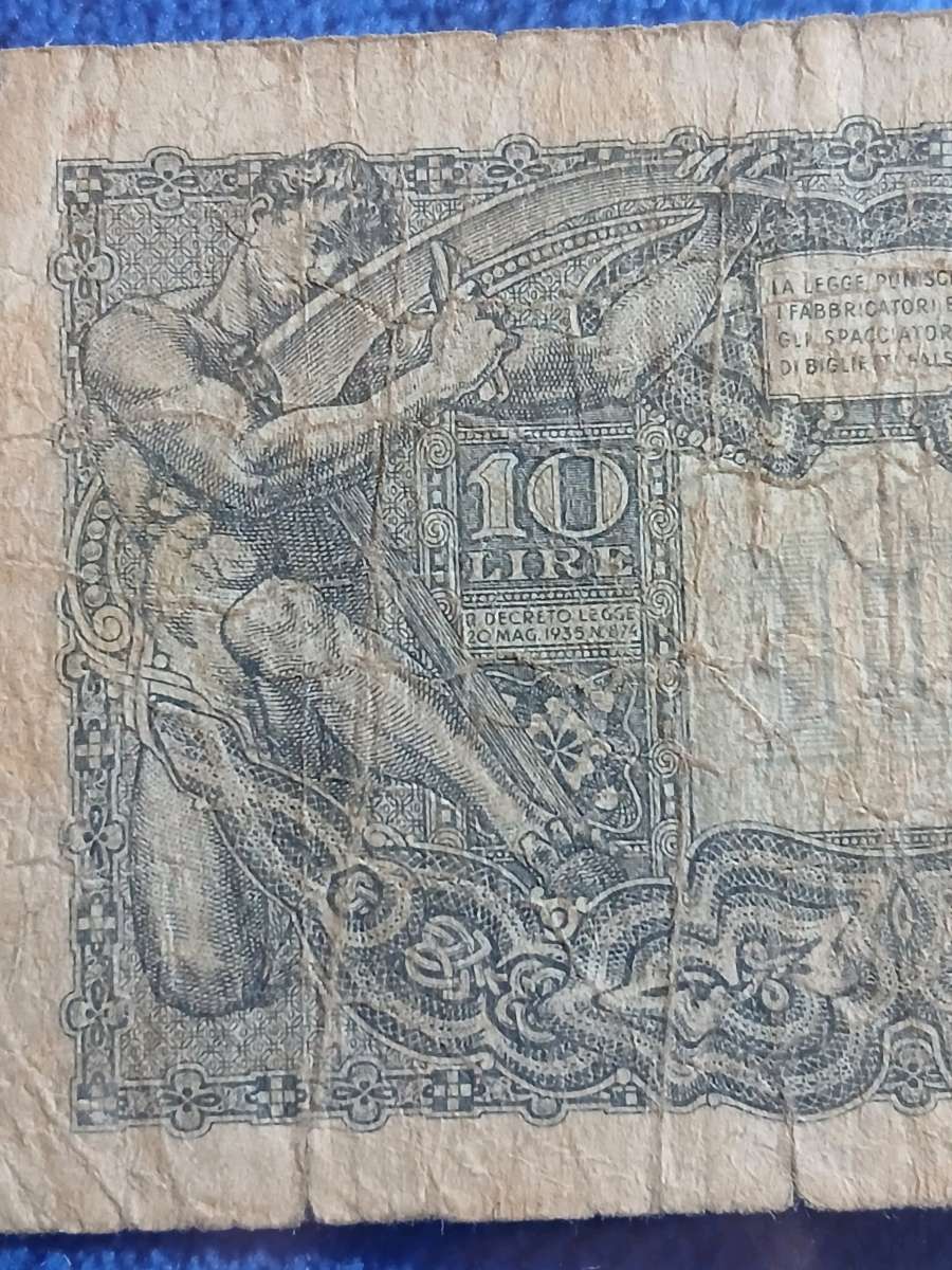 1944 10 Lire banknote from Italy
